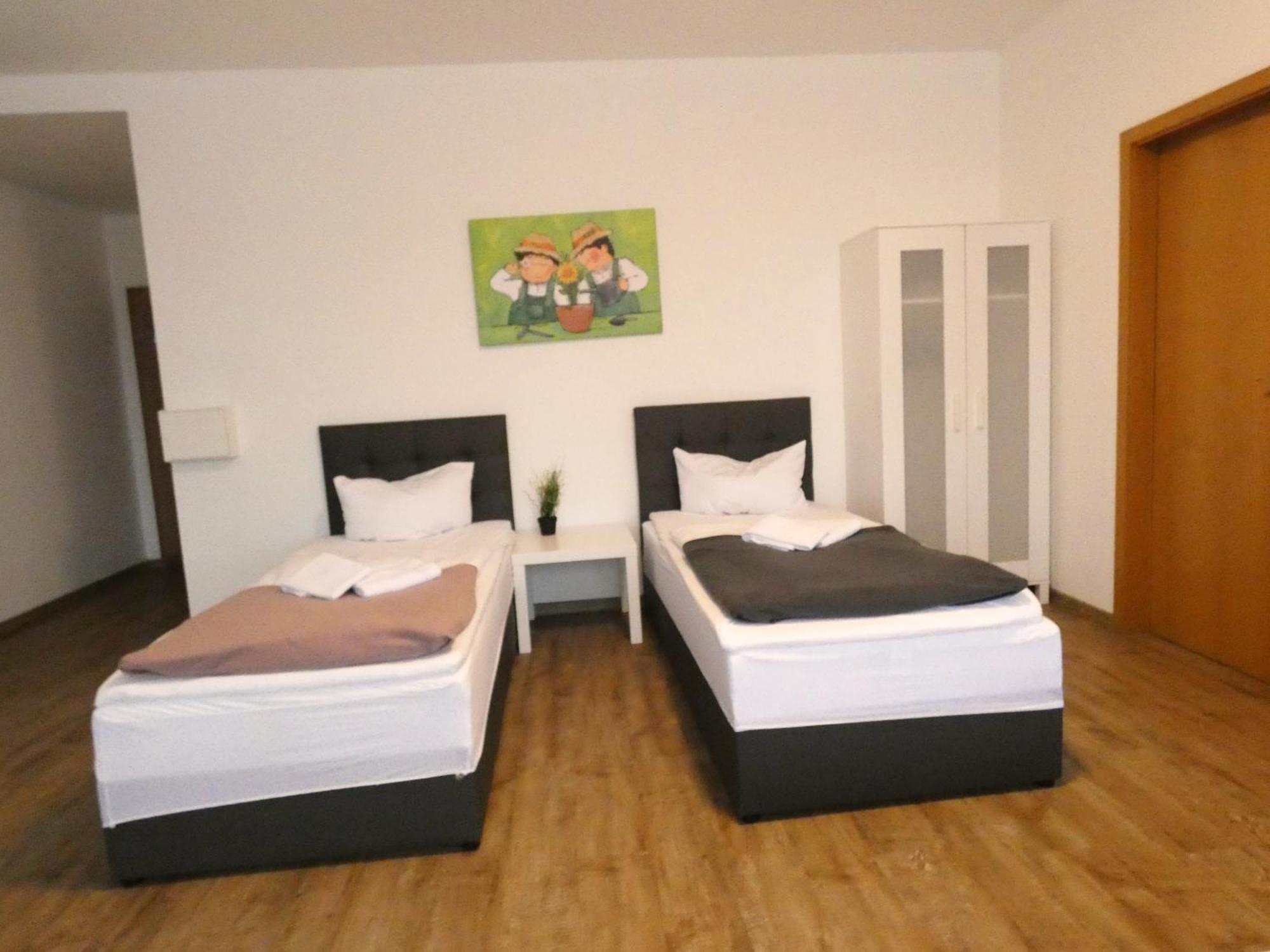 Sunnyhome Monteurwohnungen Und In Bodenwöhr Apartment *