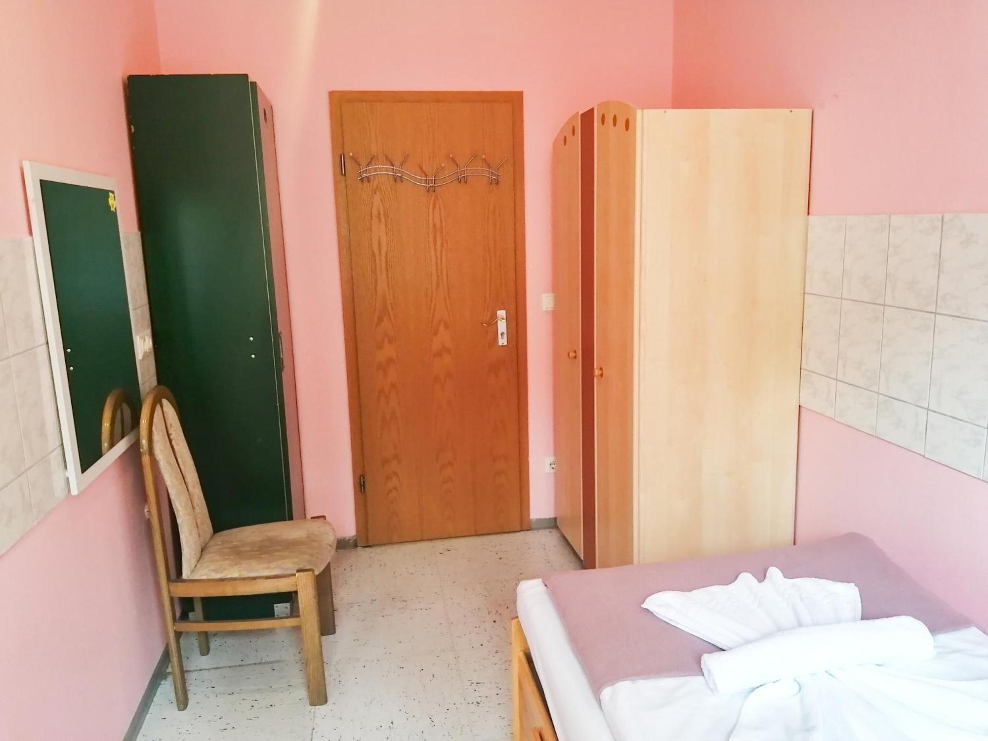 Apartment Sunnyhome Monteurwohnungen Und In Bodenwöhr